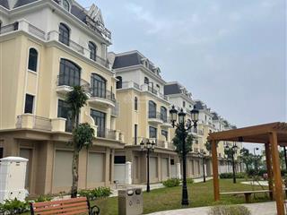 Mua biệt thự được cả công viên trung tâm 7.5 ha