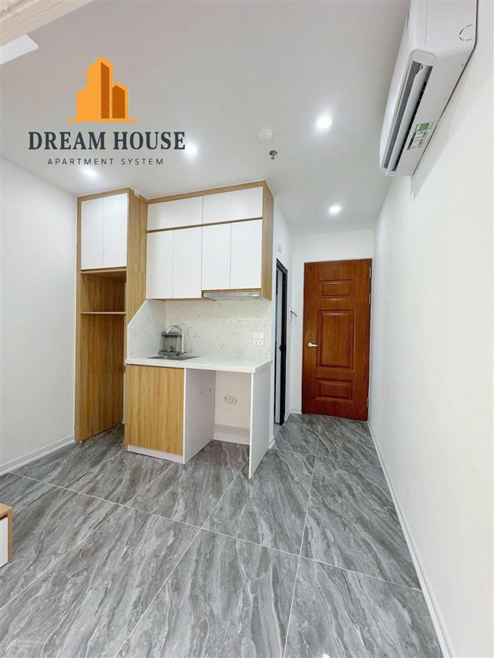 Oto đỗ cửa có cả giường tầng và studio ban công to mà giá chỉ từ 5tr5