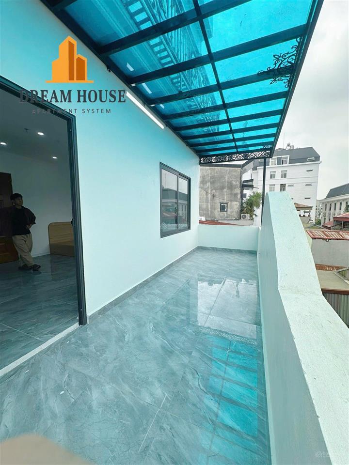 Oto đỗ cửa có cả giường tầng và studio ban công to mà giá chỉ từ 5tr5