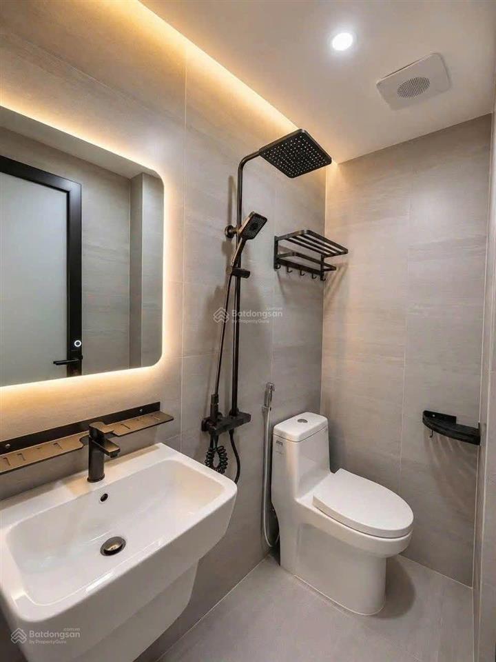 Box seal tòa mới cho sv thương mại, đhqg, báo chí, trường múa