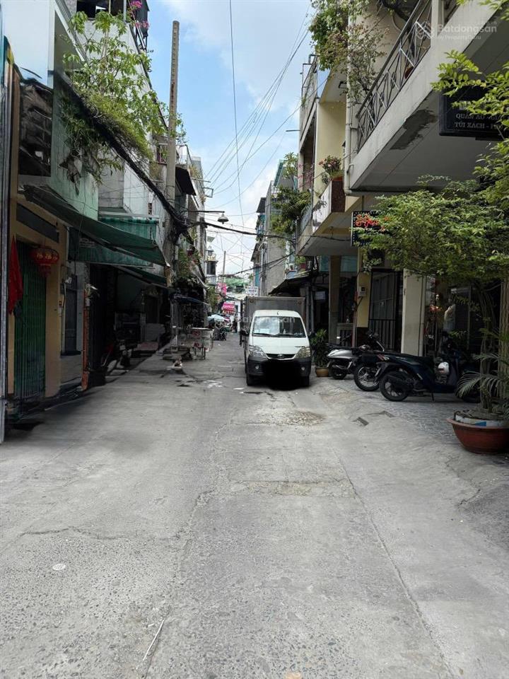 Bán nhà 4 tầng, nguyễn trọng tuyển, gần phạm văn hai, 3.1 x 11, giá hơn 7 tỷ