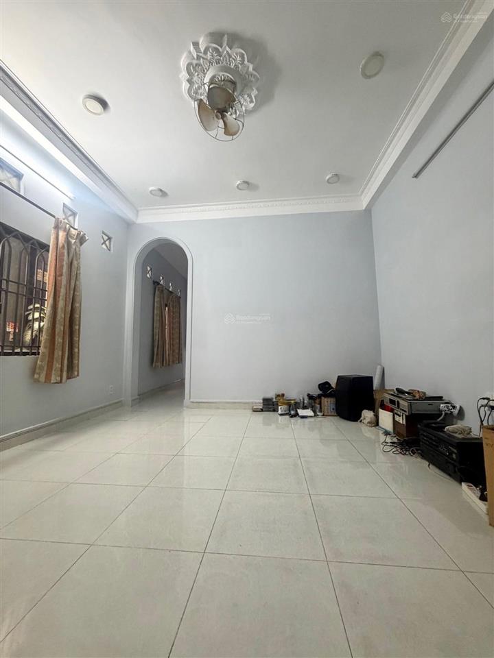 Nhà tân bình, hẻm 3m, kết cấu 3 tầng, diện tích (4.4 x 14), giá hơn 8,9 tỷ gần phạm văn hai