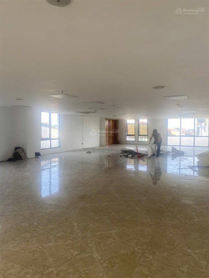 Cho thuê văn phòng toà 82 thợ nhuộm hoàn kiếm, diện tích 80m2