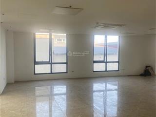 Cho thuê văn phòng toà 82 thợ nhuộm hoàn kiếm, diện tích 80m2