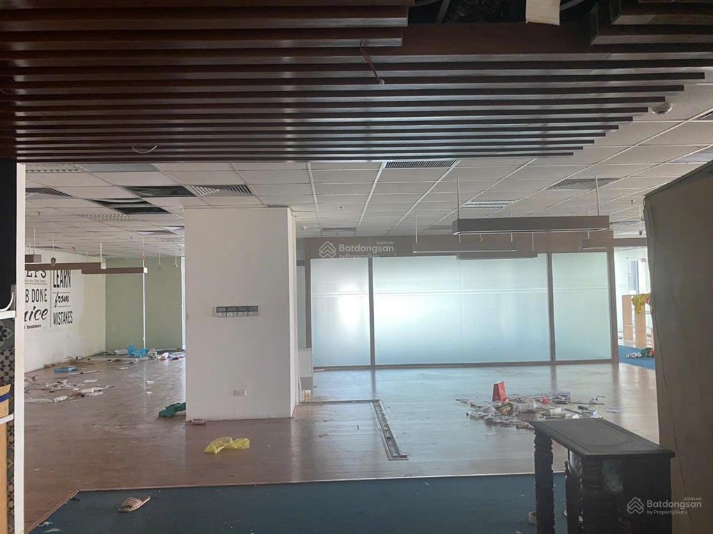 Cho thuê văn phòng toà nhà mường thanh bán đảo linh đàm 80m2, giá 150 nghìn/m2/th