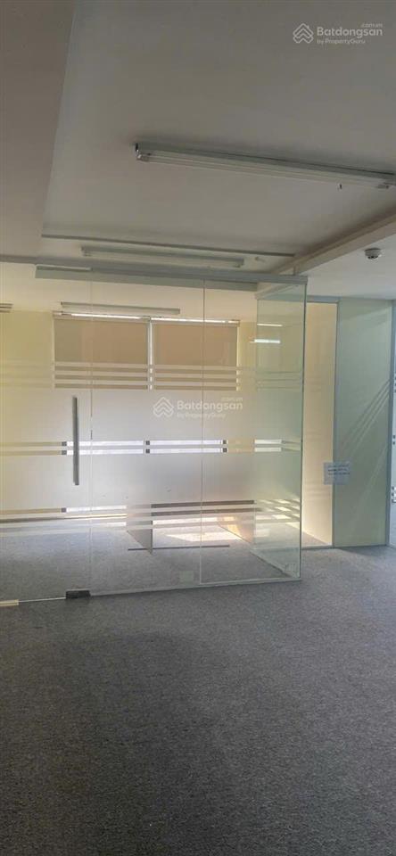 Cho thuê văn phòng tòa nhà lạc hồng khu ngoại giao đoàn 110m2, giá 150nghìn/m2