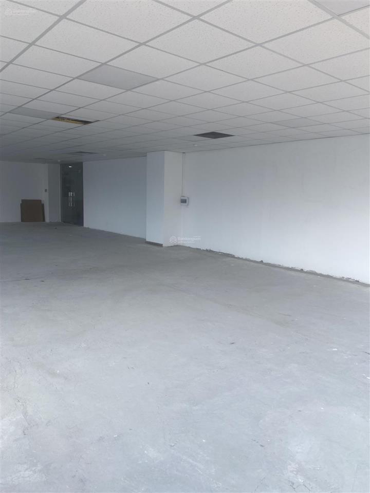 Cho thuê văn phòng tòa nhà viễn đông 36 hoàng cầu 150m2