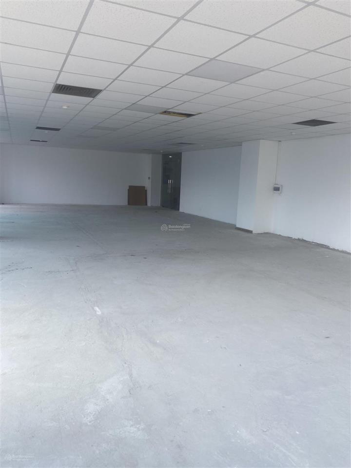Cho thuê văn phòng tòa nhà viễn đông 36 hoàng cầu 150m2