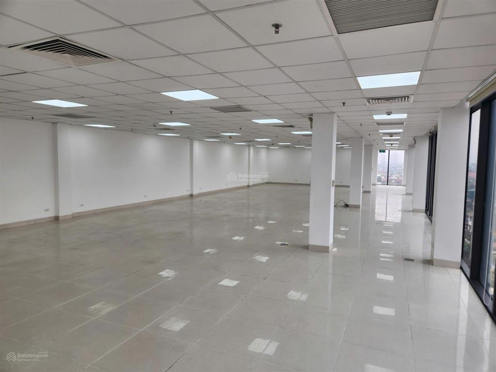 Cho thuê văn phòng phố lê thanh nghị, hai bà trưng 150m2