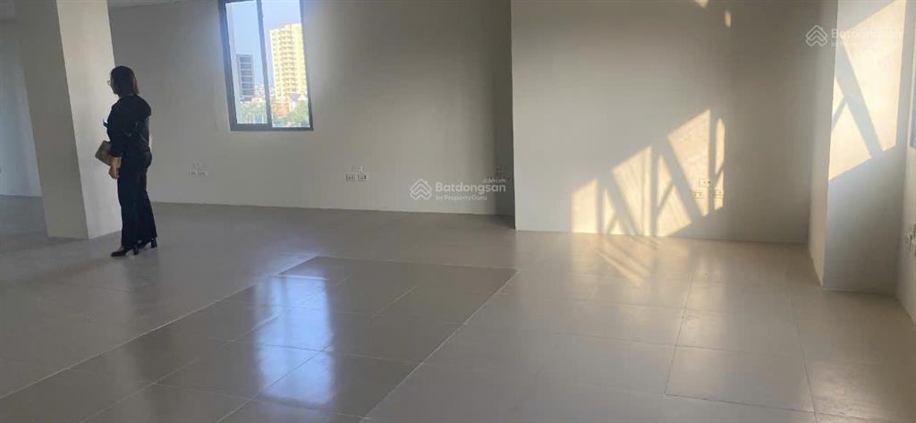 Cho thuê văn phòng 267 đường láng 50m2 giá 6triệu/tháng