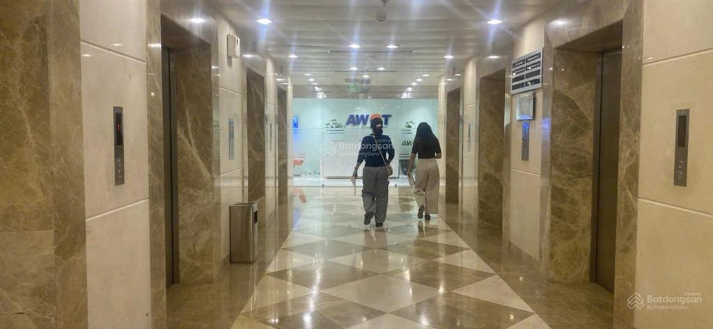 Cho thuê văn phòng tại tòa nhà ocb 66 trần hưng đạo quận hoàn kiếm 100m2 giá 250k/m2/th