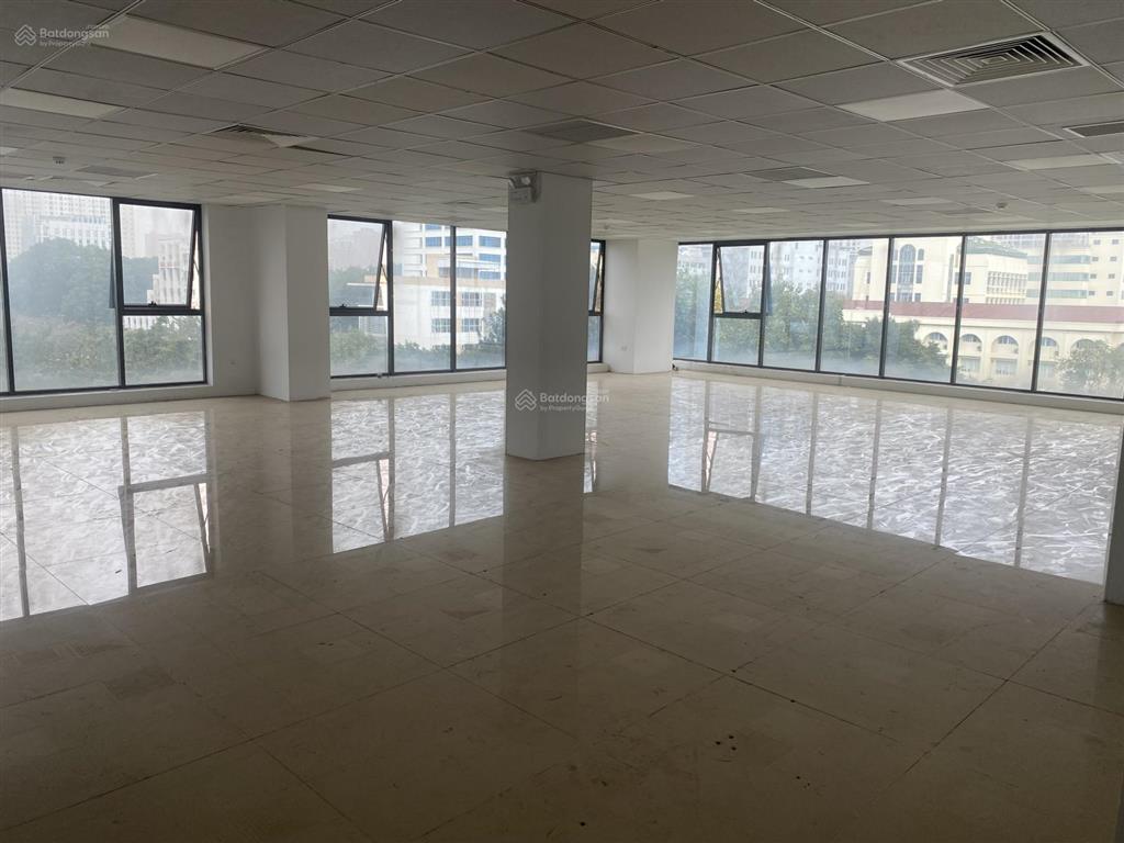 Cho thuê văn phòng tòa ttc tower số 19 duy tân, cầu giấy 140m2 giá 210k/m2