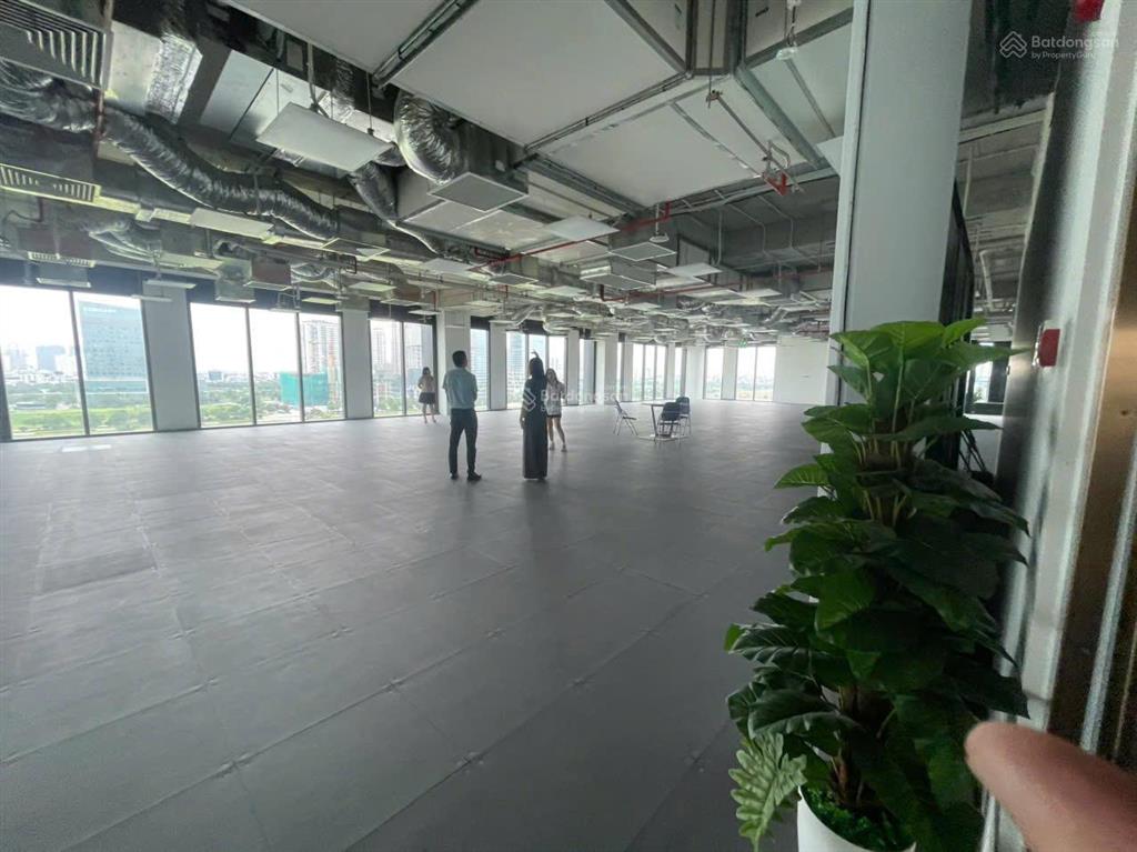 Cho thuê văn phòng tòa nhà the ninety complex 90 đường láng diện tích 150m2 giá 300k/m2/th