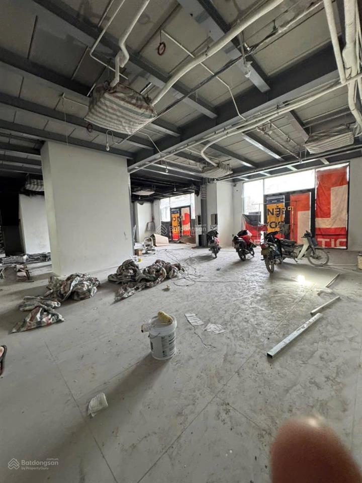 Cho thuê văn phòng số 5 vũ đức thận, long biên 100m2 giá 150k/m2
