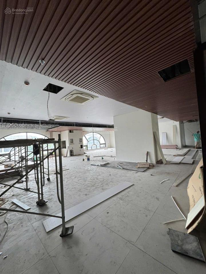 Cho thuê văn phòng số 5 vũ đức thận, long biên 100m2 giá 150k/m2