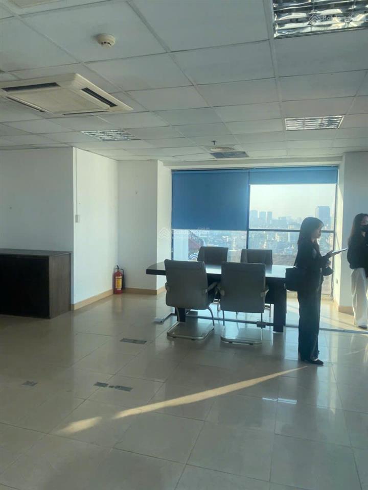 Cho thuê vp tòa plaschem tower, nguyễn văn cừ, long biên 60m2 giá 220k/m2