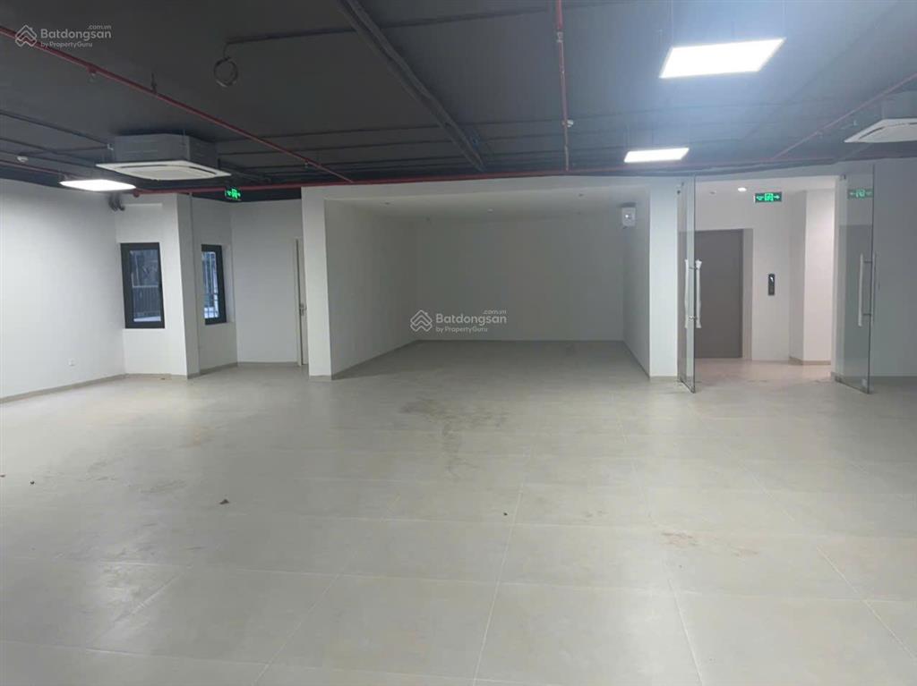 Cho thuê văn phòng tòa nhà sube building phố trần nguyên đán, định công dt 150m2, 180nghìn/m2/th