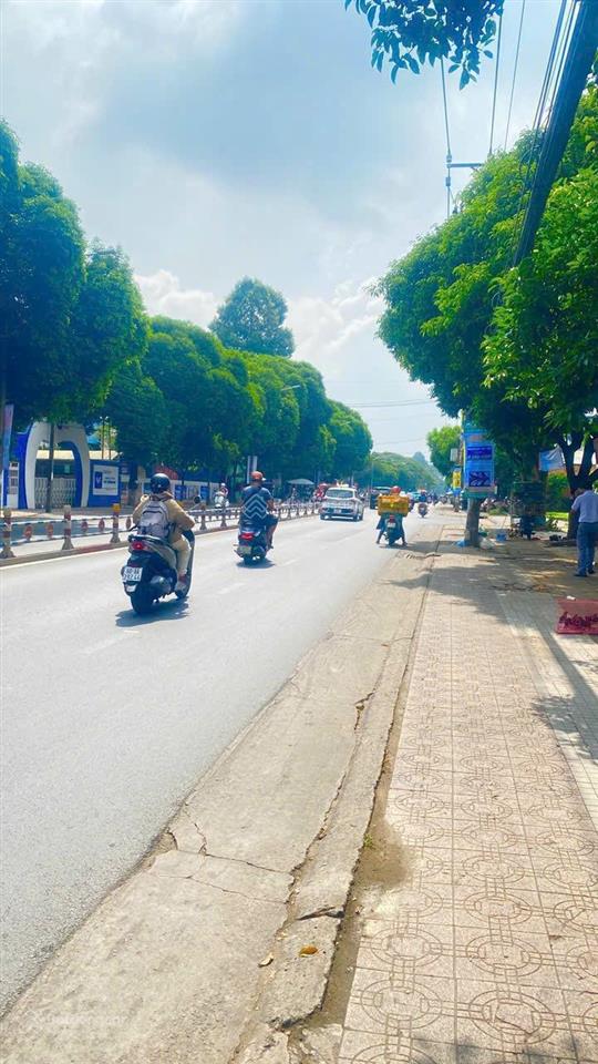 Mặt tiền nguyễn ái quốc kinh doanh sầm uất đa nghành nghề thổ cư 100%