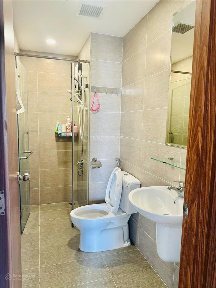 Bán căn hộ 2pn, 2wc tại the pegasuite q8, 2,15 tỷ, full nội thất