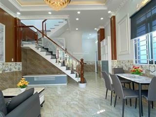 Bán nhà riêng tại thành thái, p14, q10, 3 tỷ, 3pn, 2wc, tiện nghi đầy đủ, hẻm ô tô, sổ hồng riêng