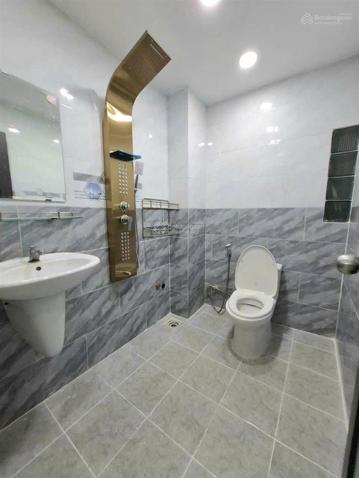 Cần ra gấp căn nhà bắc hải, 3pn, 3wc, sổ riêng, hẻm 6m, 3 tỷ 2, full nội thất