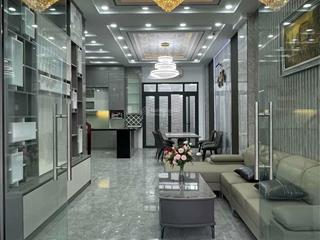 Kinh doanh thua lỗ bán nhà 60m2,4pn,3wc,chỉ 2 tỷ 650,sổ riêng, phan văn đối, đường ô tô 10m