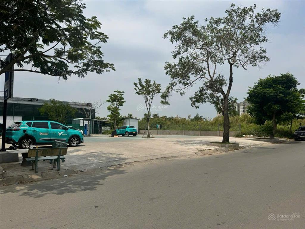 Chính chủ bán rẻ lô đất biệt thự nam long phước long b, quận 9 cũ, giá 80 triệu/m2.