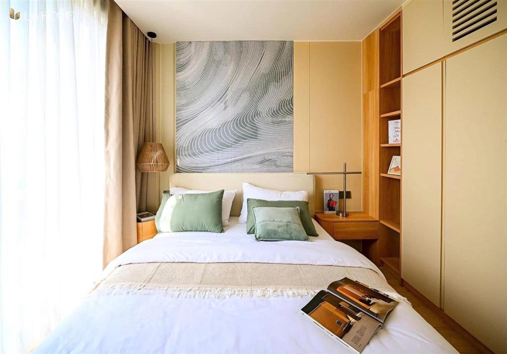 Chính chủ cần bán nhà phố la home, trục b2, hướng nhà đông nam mát mẻ quanh năm