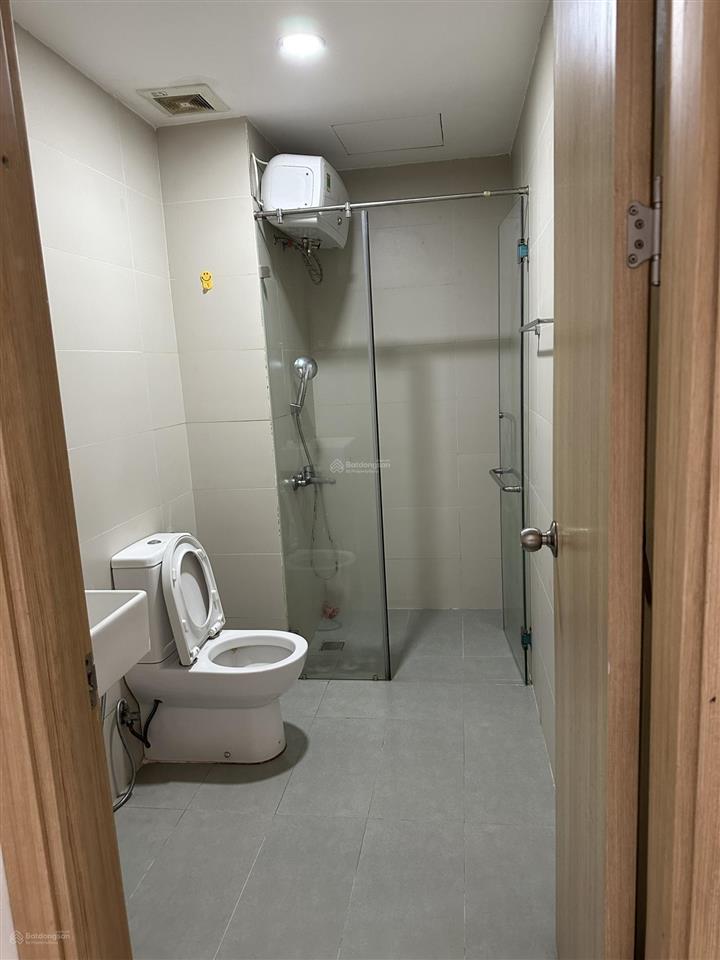 Bán căn hộ 2pn 2wc 65m2 2.250 tỷ một số món nội thất.  thủy 0857 394 ***