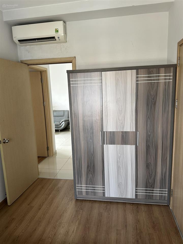 Cho thuê 2pn 1wc full nt 7tr.  thủy 0857 394 ***