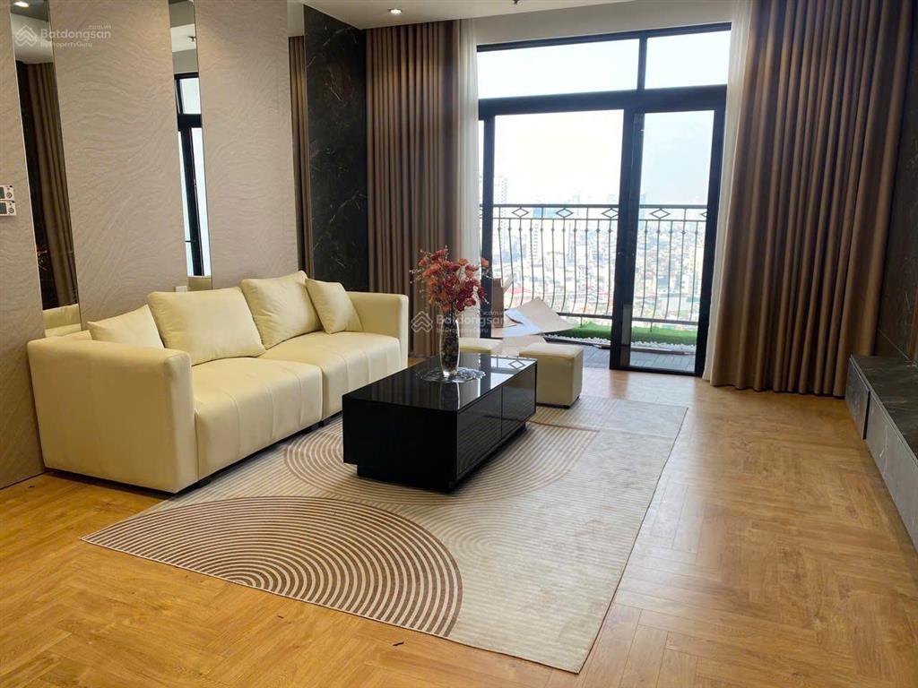 Bán căn góc tại vinhome sky lake tầng trung hướng mát view hồ điều hòa thoáng mát !