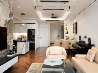 Cho thuê căn hộ 3 phòng ngủ tại royal city