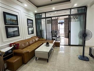 Bán căn hộ 109m2 tầng trung hướng mát full nội thất