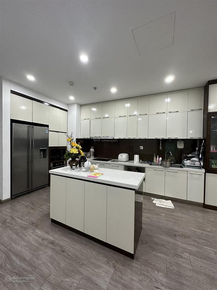 Bán gấp căn hộ 132m tầng trung hướng mát  giá chỉ 12,8 tỷ