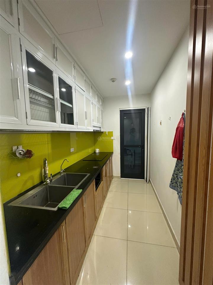 Bán gấp căn hộ 80m2 thiết kế 2 phòng ngủ 2 wc giá chỉ 5,5 tỷ