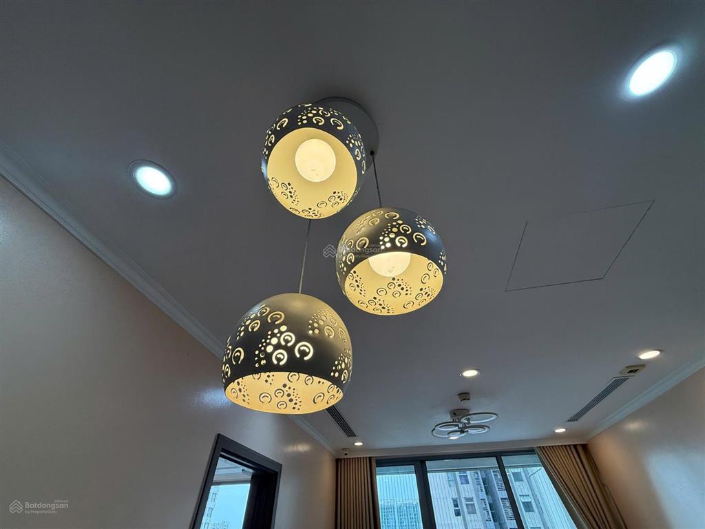 Bán gấp căn hộ 3 ngủ tầng trung hướng mát tại vinhomes gardenia