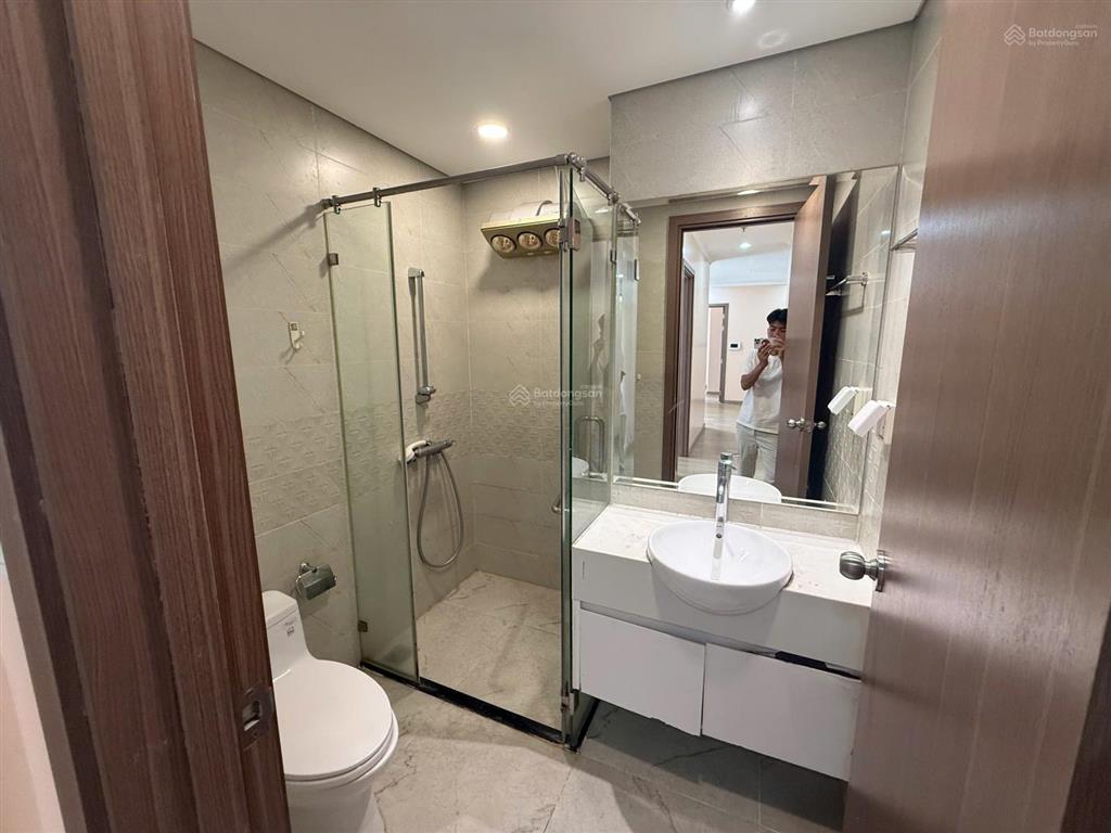 Bán gấp căn hộ 3 ngủ tầng trung hướng mát tại vinhomes gardenia
