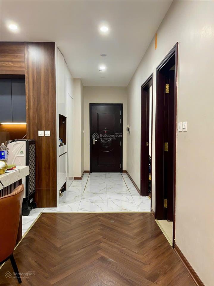 Bán gấp căn 112m full nội thất view thành phố chỉ 10 tỷ!