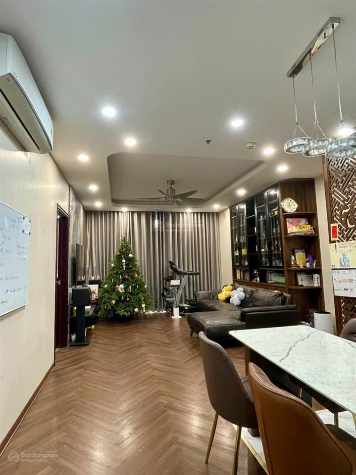 Bán gấp căn 112m full nội thất view thành phố chỉ 10 tỷ!