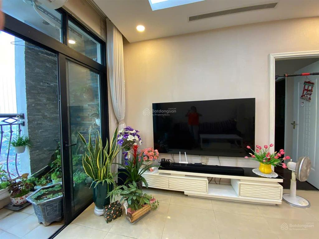 Bán gấp căn 105m full nội thất, view thành phố thoáng đẹp chỉ 9 tỷ!