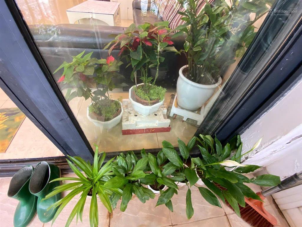 Bán gấp căn 105m full nội thất, view thành phố thoáng đẹp chỉ 9 tỷ!
