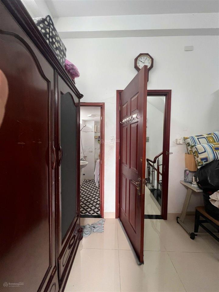 Nhà xã bà điểm, vị trí thuận tiện nhiều tiện ích, gần chợ, trường học, bến xe, v.v.