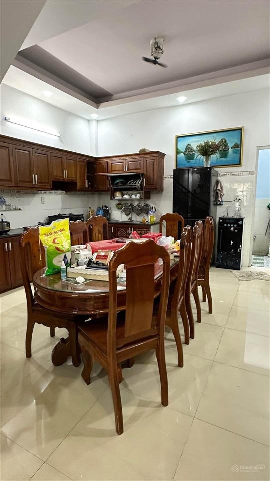 Nhà trong khu dân cư toàn nhà lầu ,nhà phố cao cấp,xã bà điểm