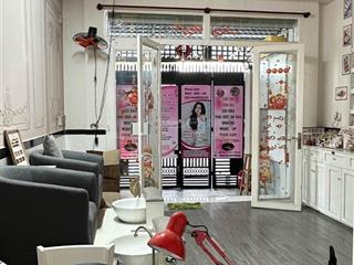 6,5 tỷ nhà 4 tầng đường 7m. góc 2 mặt tiền xã bà điểm