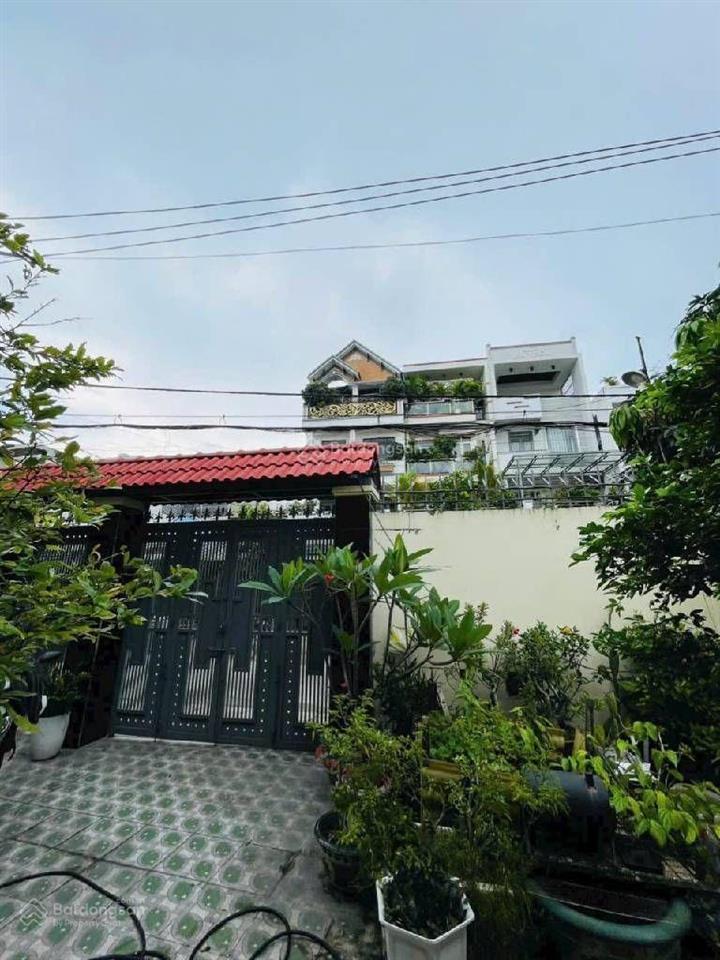 10,7 tỷ 200m² nhà 3 tầng. khu dân cư đại hải xã bà điểm đường 7m. xe hơi ngủ trong nhà