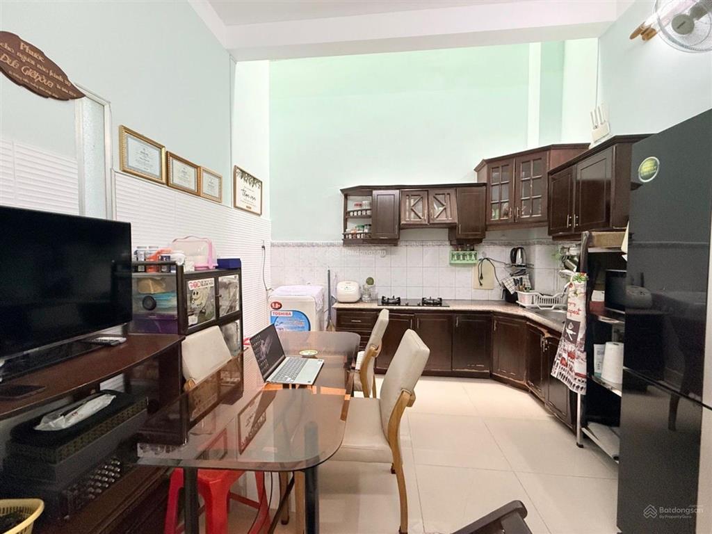 Hạ giá 3,98tỷ 70m2, 3pn. 2 tầng qua gò vấp 5 phút