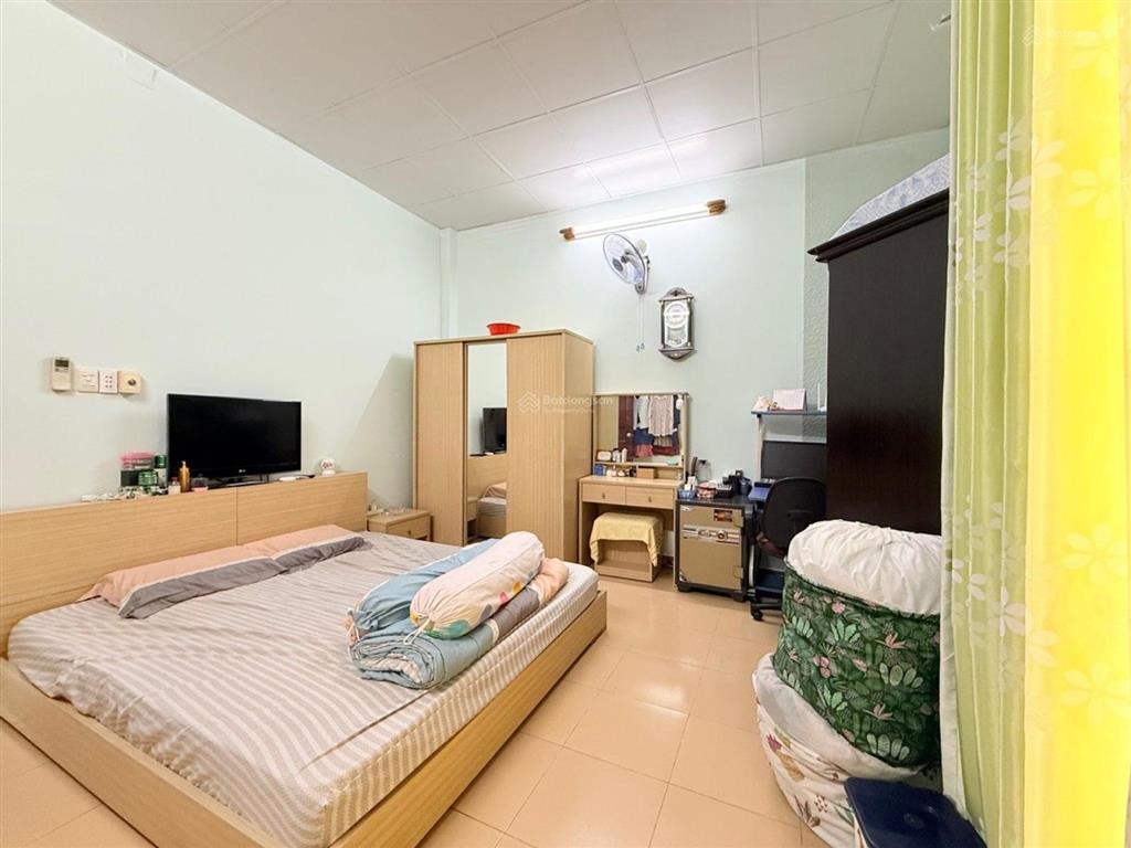 Hạ giá 3,98tỷ 70m2, 3pn. 2 tầng qua gò vấp 5 phút