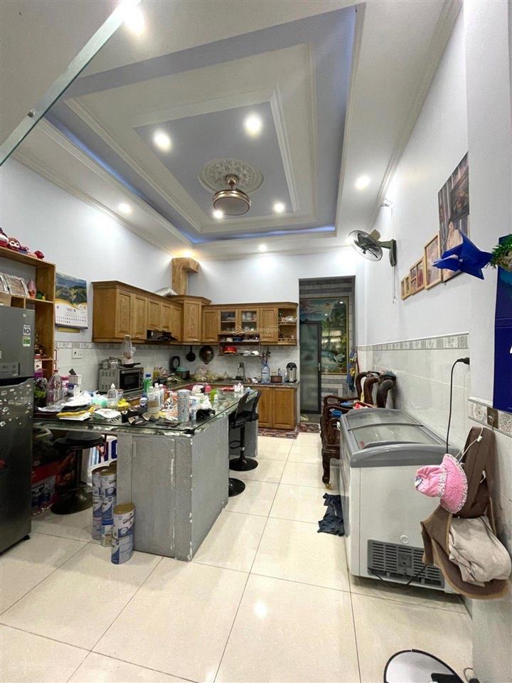 6,19 tỷ. 4 tầng, 4pn. 68m2 đông hưng thuận quận 12