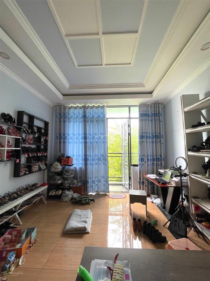 6,19 tỷ. 4 tầng, 4pn. 68m2 đông hưng thuận quận 12