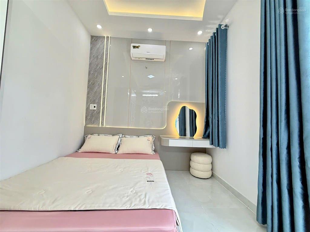 5.95 tỷ nhà phố liền kề khu dân cư dân trí cao quận 12